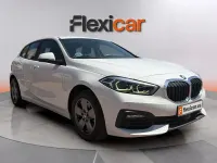 Usado BMW 116 116 CV (85 kW) 2022 Blanco Utilitario
