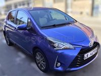 Usado Toyota Yaris Hybrid Advance 100 CV (73 kW) 2017 Azul Berlina