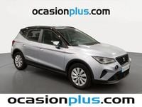 Usado Seat Arona Style 110 CV (80 kW) 2023 Gris plata SUV
