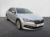 Usado Skoda Superb Ambition 150 CV (110 kW) 2021 Gris / plata Berlina