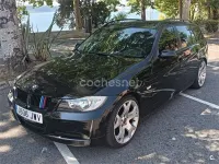Usado BMW 320 150 CV (110 kW) 2005 Negro Familiar