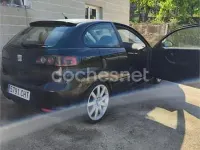 Usado Seat Ibiza Sport 130 CV (95 kW) 2003 Negro Utilitario