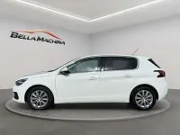 Usado Peugeot 308 Allure 131 CV (96 kW) 2021 Blanco Utilitario
