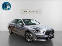 Usado Skoda Superb Selection 204 HP (150 kW) 2025 Cinzento Sedan