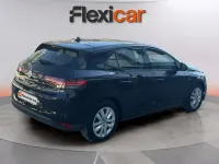 Usado Renault Mégane II Equilibre 115 CV (84 kW) 2022 Negro Berlina