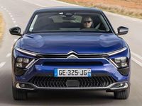Usado Citroën C5 X Feel 224 CV (164 kW) 2022 Gris Familiar
