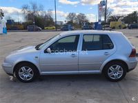 Usado VW Golf Highline 100 CV (73 kW) 2001 Gris / plata Berlina