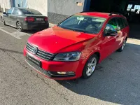 Usado VW Passat Edition 105 CV (77 kW) 2013 Rojo Familiar