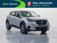 Usado Peugeot 2008 Active 131 CV (96 kW) 2023 Plateado SUV