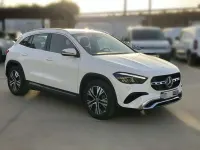 Usado Mercedes GLA200 150 CV (110 kW) 2025 Blanco SUV