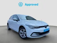Usado VW Golf VIII Life 131 CV (96 kW) 2023 Blanco Berlina