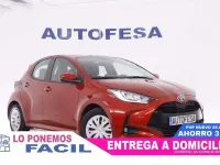Begagnad Toyota Yaris Hybrid Active 116 HK (85 kW) 2023 Röd Sedan