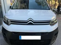 Usado Citroën Berlingo 100 kW (136 CV) 2023 Blanco Monovolumen