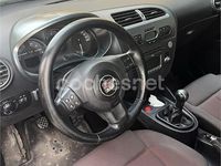 Usado Seat Leon Sport 105 CV (77 kW) 2006 Negro Berlina