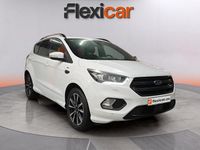 Usado Ford Kuga ST-Line 150 CV (110 kW) 2017 Blanco SUV