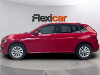 Usado Skoda Kamiq Selection 116 CV (85 kW) 2024 Rojo SUV