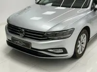 Usado VW Passat Business 122 CV (89 kW) 2021 Gris Berlina