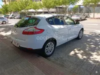 Usado Renault Mégane LIMITED 110 CV (80 kW) 2014 Blanco Berlina