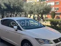 Usado Seat Leon Reference 105 CV (77 kW) 2015 Blanco Berlina
