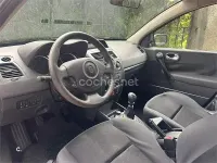 Usado Renault Mégane II Extreme 105 CV (77 kW) 2008 Marrón Berlina
