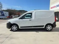 Usado Dacia Dokker Essentiel 102 CV (75 kW) 2019 Blanco Monovolumen