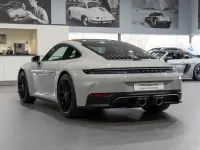 Usado Porsche 992 485 CV (356 kW) 2026 Beige Coupe