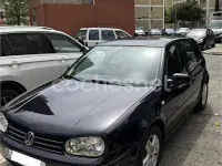 Usado VW Golf IV Highline 100 CV (73 kW) 2001 Negro Familiar