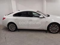 Usado Opel Insignia Selective 130 CV (95 kW) 2012 Blanco Berlina