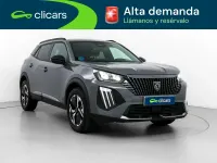 Usado Peugeot 2008 Allure 136 CV (100 kW) 2025 Gris SUV