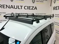 Usado Renault Kangoo LIMITED 95 CV (69 kW) 2021 Blanco Monovolumen
