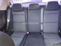 Usado Peugeot 207 90 CV (66 kW) 2006 Rojo Berlina