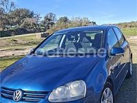 Usado VW Golf IV 100 CV (73 kW) 2005 Azul Berlina