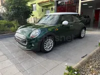 Usado Mini Cooper D 116 CV (85 kW) 2015 Verde Utilitario