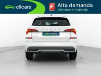 Usado Skoda Kamiq Ambition 110 CV (80 kW) 2022 Blanco SUV