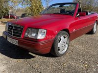 Usado Mercedes E220 150 CV (110 kW) 1994 Rojo Descapotable