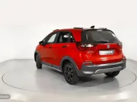 Usado Honda Jazz 122 CV (89 kW) 2025 Rojo Utilitario