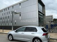 Usado VW Golf VIII 110 CV (80 kW) 2023 Gris / plata Berlina