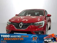 Usado Renault Mégane IV Zen 132 CV (97 kW) 2017 Rojo Utilitario