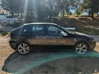 Usado Seat Leon FR 150 CV (110 kW) 2005 Negro Utilitario