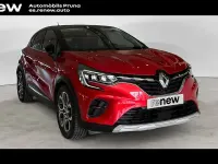Usado Renault Captur 160 CV (117 kW) 2022 Rojo SUV