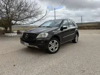 Käytetty Mercedes ML300 204 HP (150 kW) 2010 Musta Katumaasturi