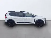 Usado Dacia Jogger Expression 140 CV (102 kW) 2023 Blanco Monovolumen