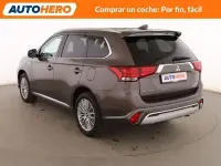 Usado Mitsubishi Outlander P-HEV Motion 224 CV (164 kW) 2019 Marrón SUV