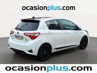 Usado Toyota Yaris Hybrid Sport 100 CV (73 kW) 2019 Blanco