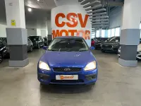 Usado Ford Focus Trend 109 CV (80 kW) 2007 Azul Utilitario
