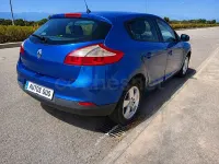 Usado Renault Mégane III Dynamique 105 CV (77 kW) 2009 Azul Berlina