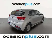 Usado Kia Rio 84 CV (61 kW) 2020 Gris Utilitario