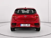 Usado Kia Ceed GT 90 HP (66 kW) 2016 Vermelho Sedan