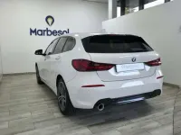Usado BMW 118 140 CV (102 kW) 2020 Blanco Utilitario