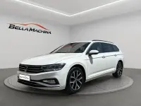 Usado VW Passat Executive 150 CV (110 kW) 2022 Blanco Familiar